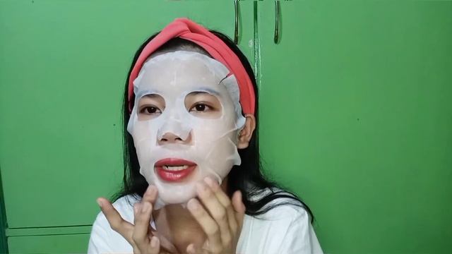 POMEGRANATE NATURAL SKIN CARE, HONEST REVIEW + TIPS HOW TO USE IT (GM Vlog Official) смотреть онлайн