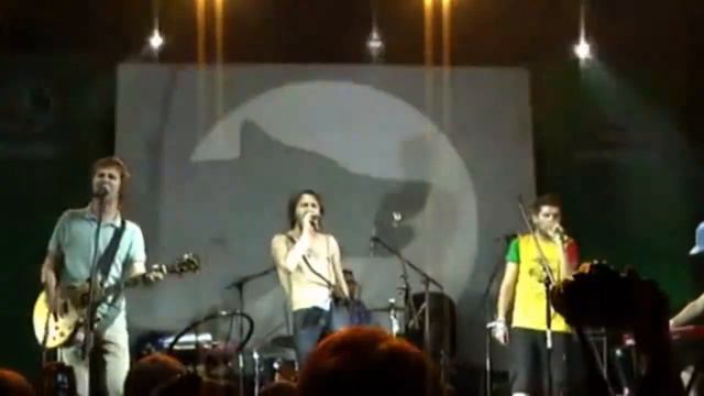 Вася Обломов, Сергей Шнуров, Noize MC Любит наш народ смотреть онлайн