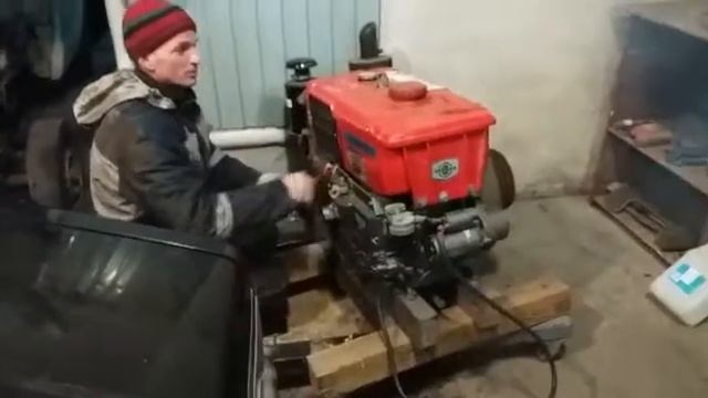 Траншеекопатель Двигатель 19/л.с смотреть онлайн