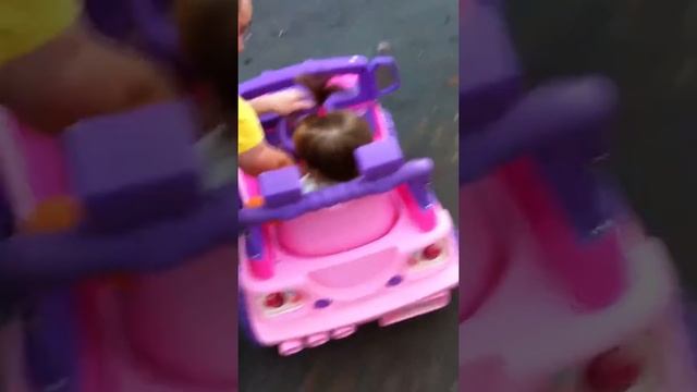 Moxie's car 2 смотреть онлайн
