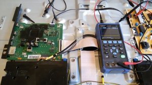 пропадает изображение LED телевизор Samsung 55",  перезагружается, можно ли исправить?