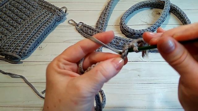 Ремень для сумки красивым , рельефным узором . Подробный МК смотреть онлайн