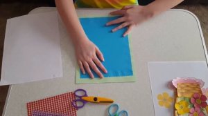 Корзина с цветами Аппликация из цветной бумаги с шаблоном для скачивания