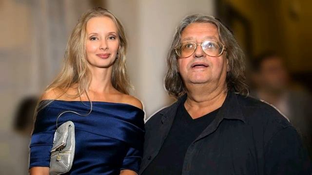 Театр Градского подал в суд на вдову и детей композитора смотреть онлайн