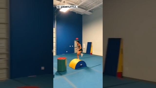 Can You Make It To The Top Challenge! #Shorts смотреть онлайн