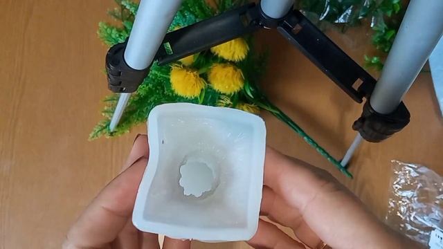 Распаковка зелени и силиконовой формы с АлиЭкспресс для мыльных букетов. смотреть онлайн