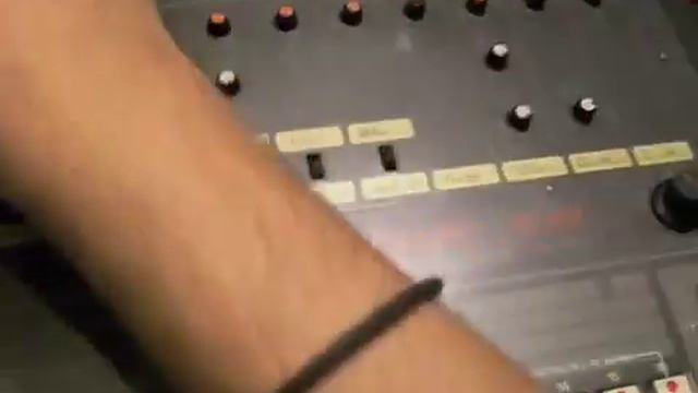 polivoks / tr-808 micro jam смотреть онлайн