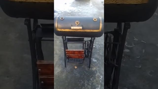 Мангал с балкона и швейной машинки смотреть онлайн