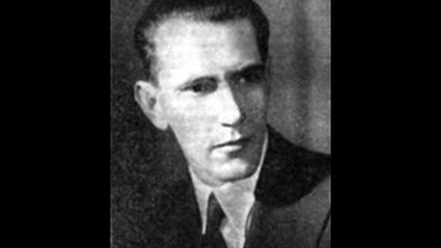 Georgy Vinogradov sings Lullaby by Weber смотреть онлайн