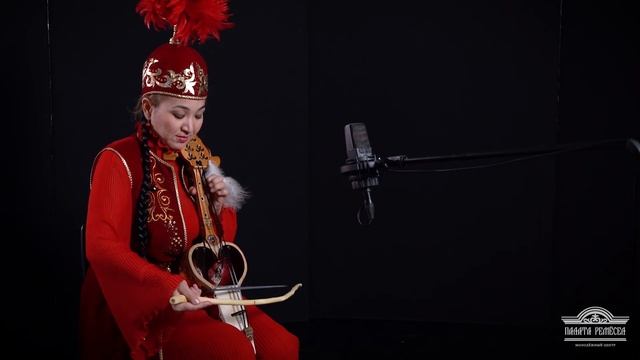 Акнар Таттибайкызы в Палате ремёсел смотреть онлайн