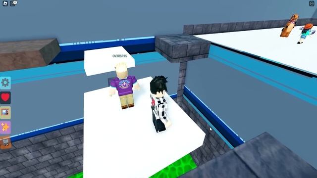 ÉCHAPPER AU BACON GÉANT DANS ROBLOX !! смотреть онлайн