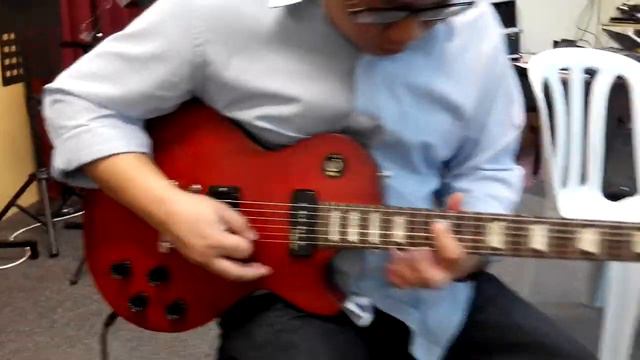 2014 Gibson Les Paul Futura(2) смотреть онлайн
