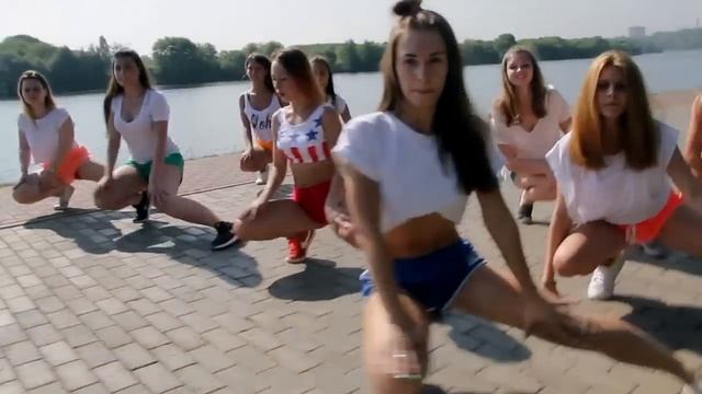 #twerkinthemorning summer course by Shoshina Katerina смотреть онлайн