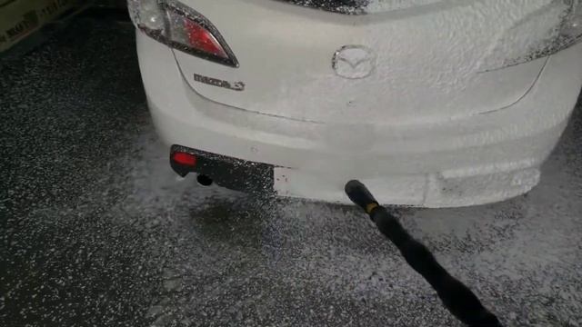 Помыл машину за ЗА 100 РУБЛЕЙ!!! Как помыть машину на мойке самообслуживания смотреть онлайн