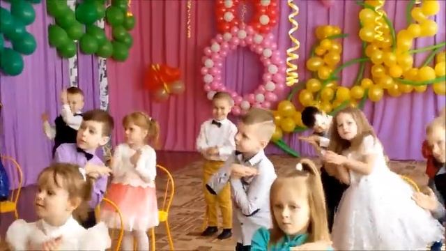 С 8 марта, мама! смотреть онлайн