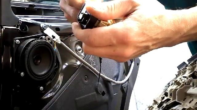 Как снять заменить кнопку ел.стеклопод.BMW X3(2012)demontaz Zamiana Przelacznika Szyby