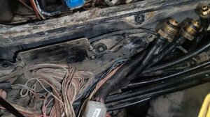 Как снять главный тормозной кран на МАН TGL .