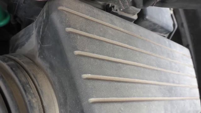 Замена воздушного фильтра Honda Accord 7 смотреть онлайн