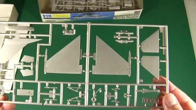 F-16B Plus Fighting Falcon scale model by HASEGAWA смотреть онлайн