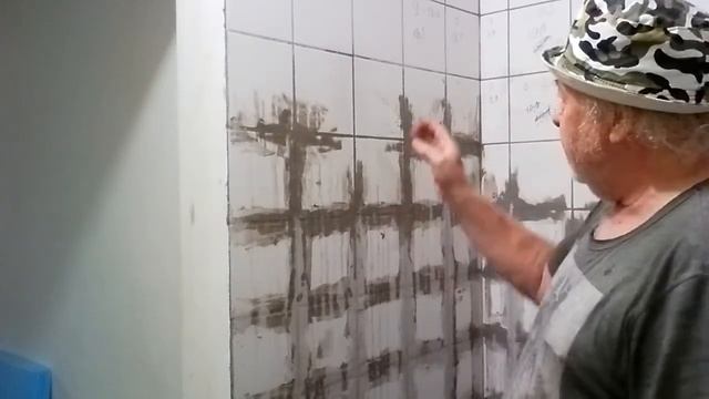 4 Затирка швов, плесень в швах смотреть онлайн