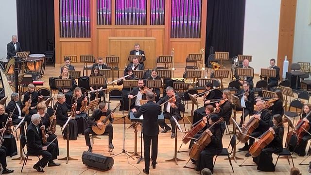 Castelnuovo-Tedesco - Concerto No. 2 (in Do) For The Guitar And Orchestra, 1 Mov.