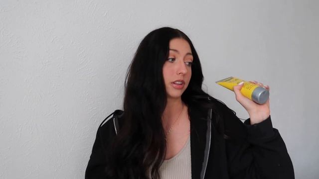 CURRENT FAVORITE BEAUTY PRODUCTS AND FASHION! Must haves for 2022! смотреть онлайн