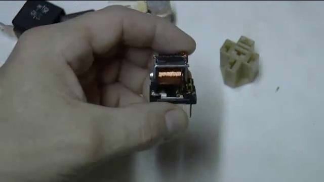 Основы автоэлектрики 38 Электромагнитное реле-1 смотреть онлайн