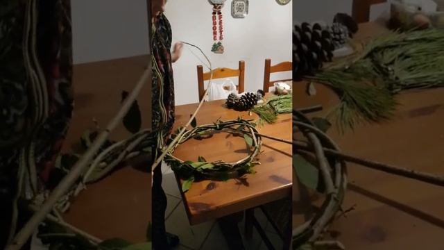 Как сделать венок из веток для Рождества или Пасхи своими руками. смотреть онлайн