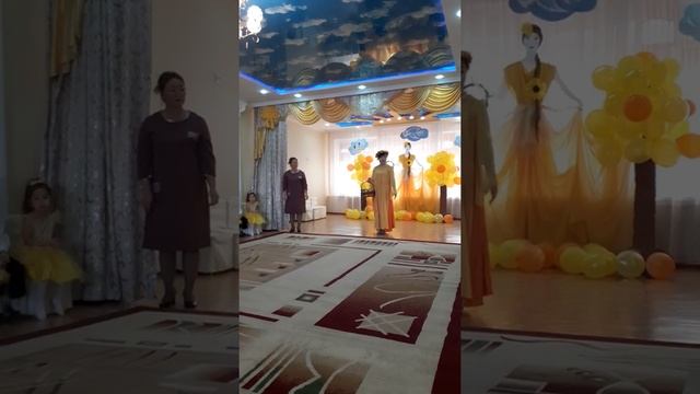 Осенний бал в детском саду в городе Актау смотреть онлайн