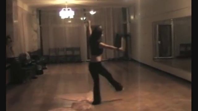 танец с платком Кристина Гумарова.wmv смотреть онлайн