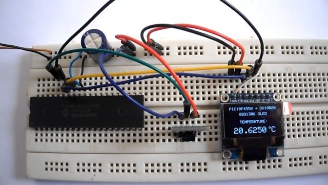 PIC18F4550 with SSD1306 OLED and DS18B20 temperature sensor смотреть онлайн