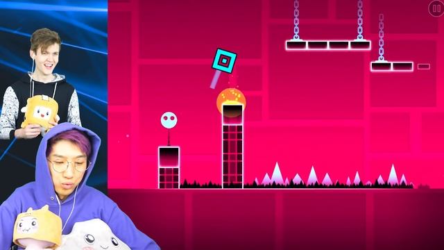 We Go NOOB vs PRO vs HACKER In GEOMETRY DASH! (JUSTIN RAGED!!) смотреть онлайн