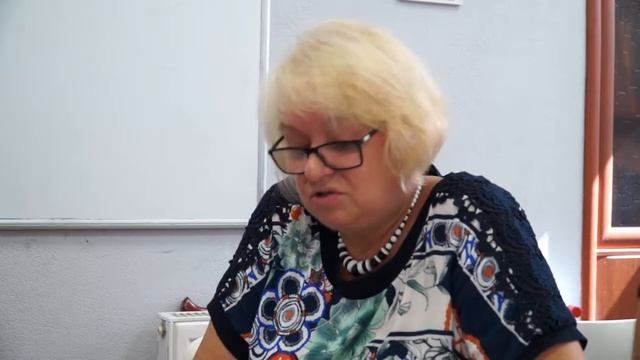 ТРК 555 Алушта: клуб "Продлёнка" в студии English Room смотреть онлайн