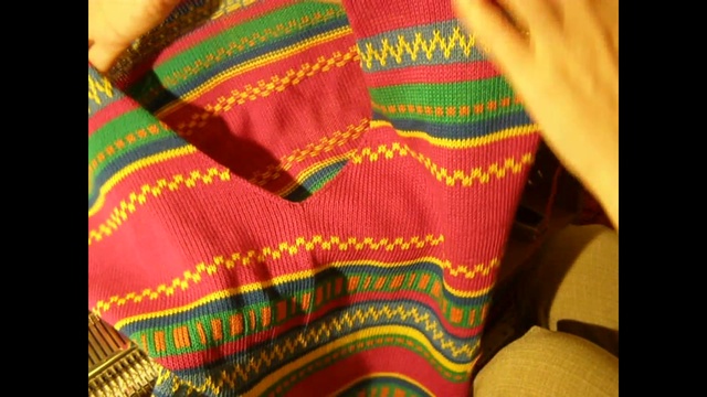 Яркий джемпер. Часть 2 смотреть онлайн