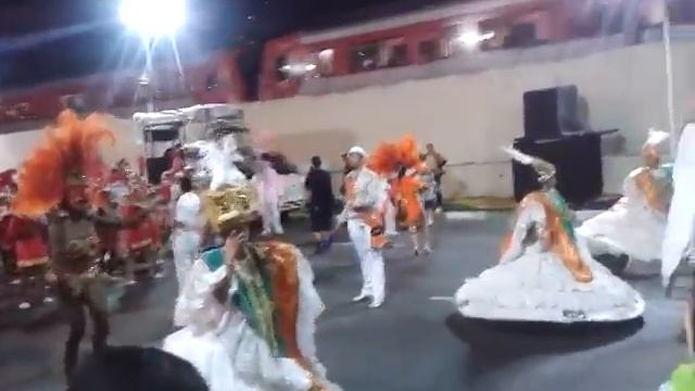 Escola de Samba EM CIMA DA HORA PAULISTANA Desfile Oficial 2014 смотреть онлайн