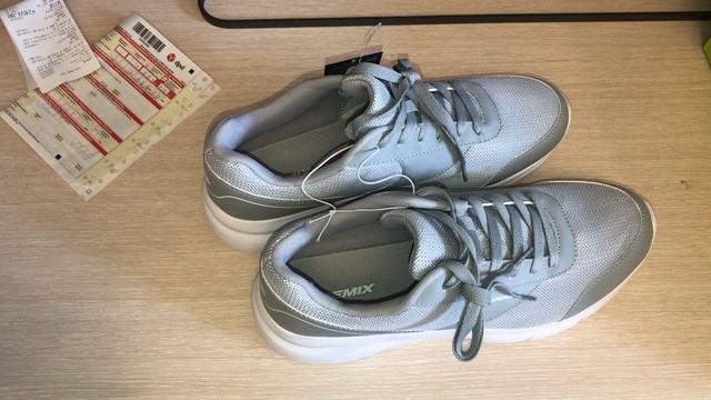 Кроссовки Demix Fluid и Fluid Plus распаковка впечатление примерка качество