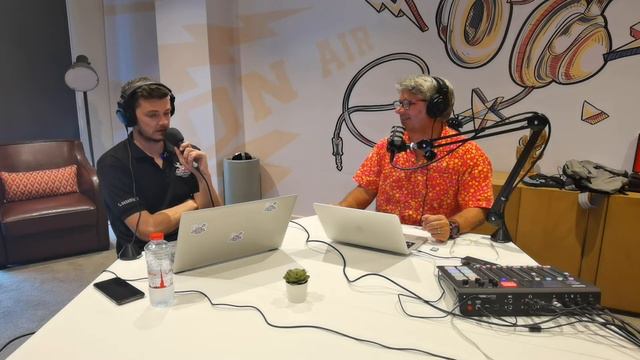 CarTalk and The Car Crisis. смотреть онлайн