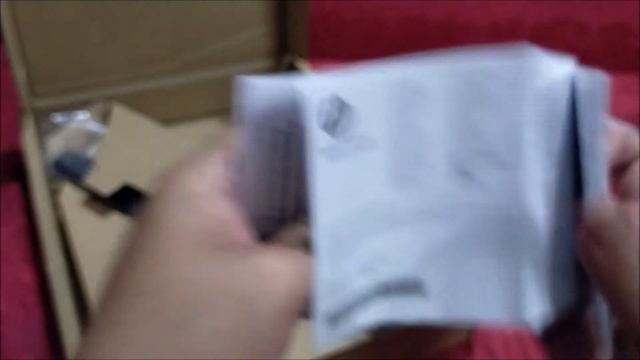 Unboxing and replacing HP Laptop original Battery for HP 807957-001 смотреть онлайн