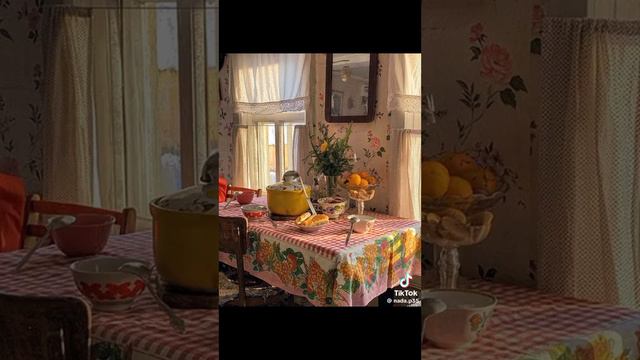 Жили мы в деревне и были все счастливы! смотреть онлайн