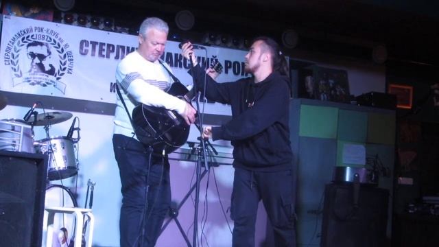 MVI 0390 стерлитамак.бар х.ш.ц.день рождения шевчука.18 мая. смотреть онлайн