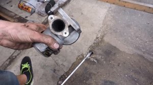 Как снять клапан ЕГР.  Чистка клапана ЕГР. Кайрон. Сleaning the egr / egr valve SsangYong Kyron