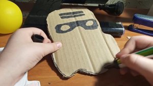 Делаю противогаз из картона