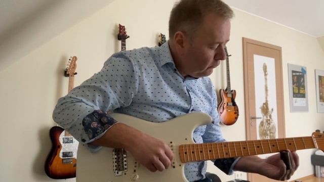 Fender Stratocaster Eric Johnson 2005 (Part 2) смотреть онлайн