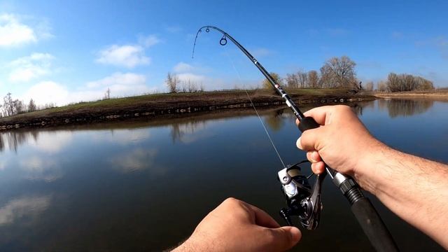Рыбалка на спиннинг.Половили щуку и окуня на озёрах.Астраханская область 2022. смотреть онлайн