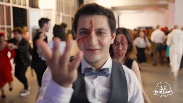 Halloween partimizden renkli anlar 28.10.2023 - Lindy Hop - Solo Jazz смотреть онлайн