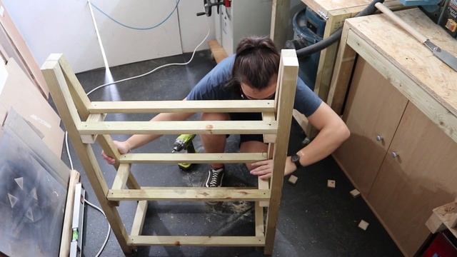 DIY Tiered Plant Pot Stand - Garden Project смотреть онлайн