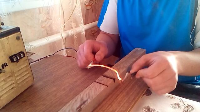 ЛАЙФХАК КАК РЕЗАТЬ ДОСКИ смотреть онлайн