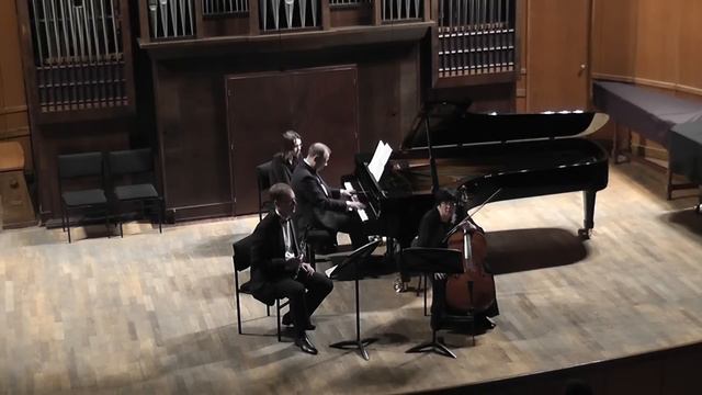 Beethoven Clarinet Trio op.38 6th movement (part 3) Cadenza by V. Poprugin смотреть онлайн