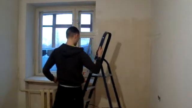 Как правильно грунтовать стену валиком грунтовкой??? смотреть онлайн