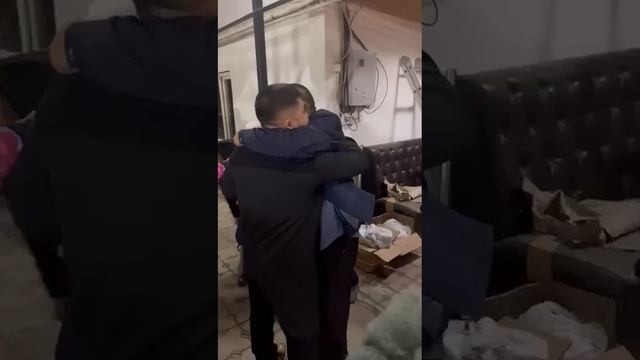 подарок отцу. подарок папе. 60 лет юбилей. день рождения отца. подарок на день рождения. LC 200 смотреть онлайн